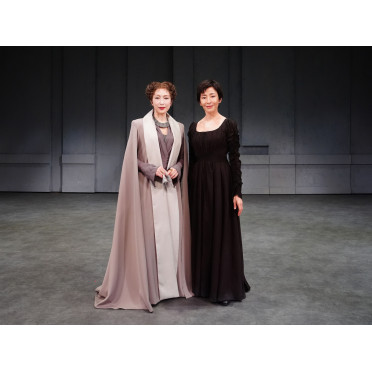 『メアリー・ステュアート』開幕！コメント＆舞台写真が到着！